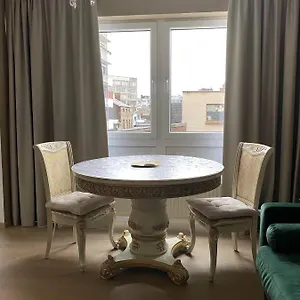  Appartement Montaigne